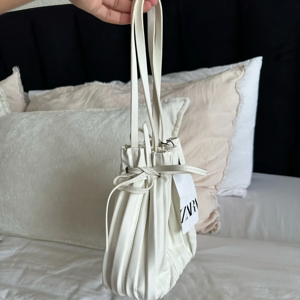 Zara Bag - Picture 4 of 4